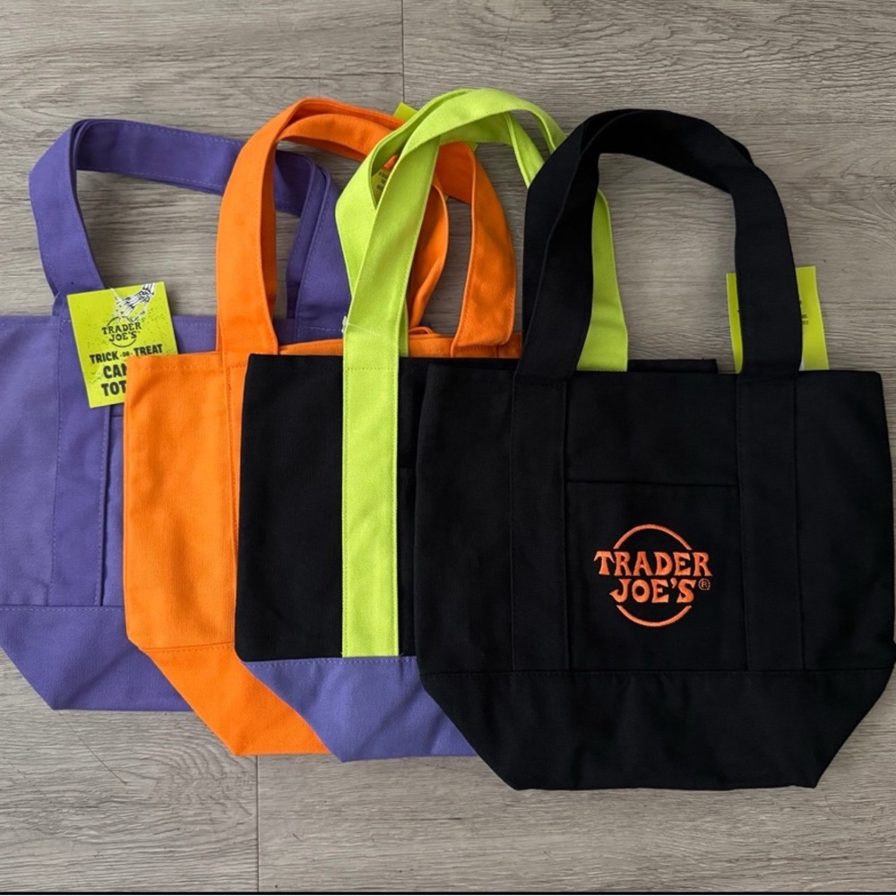 Trader Joe's Halloween Set of Four (4) Canvas Reusable Mini Tote Bags Set NWT